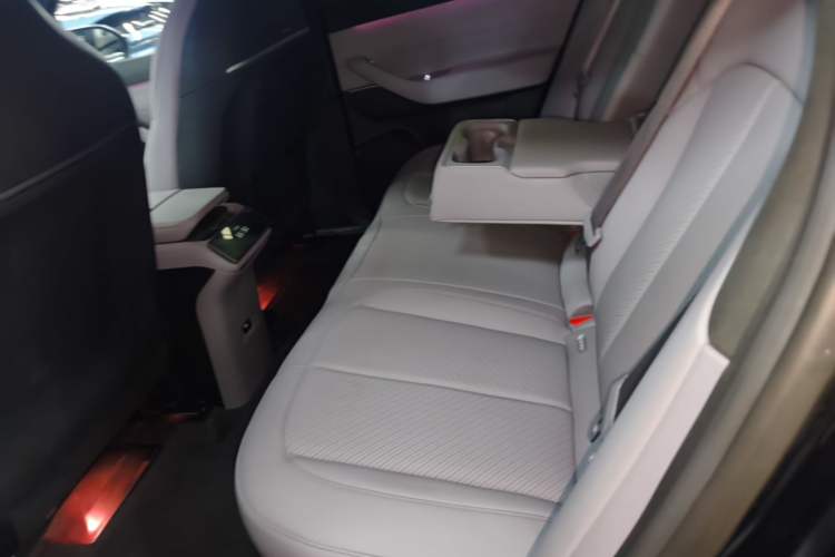 Used Nio EC6 2024 75 kWh Left Rear Seat