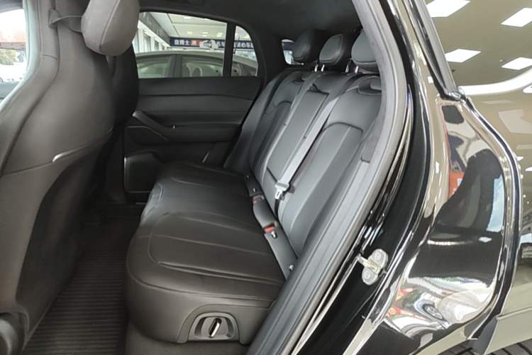 Used Nio EC6 2024 75 kWh Left Rear Seat