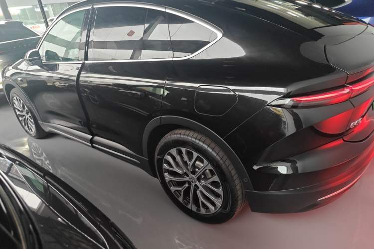 Used Nio EC6 2024 75 kWh Left Side