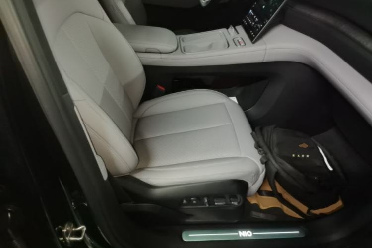 Used Nio EC6 2024 75 kWh Right Front Seat