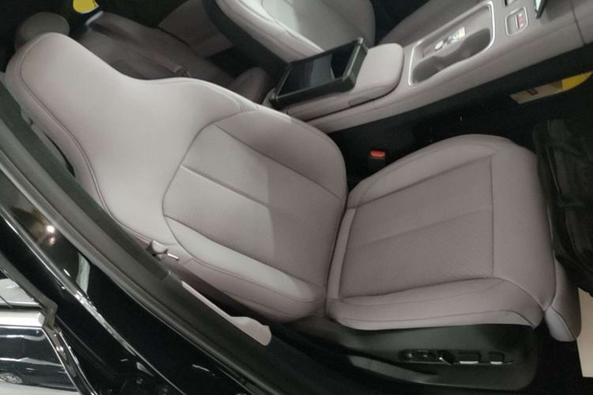 Used Nio EC6 2024 75 kWh Right Front Seat