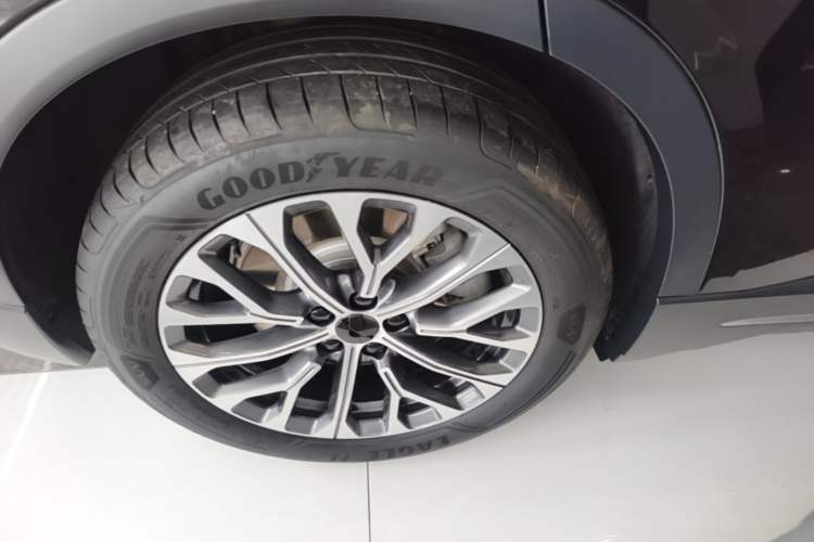 Used Nio EC6 2024 75 kWh Right Rear Wheel Hub