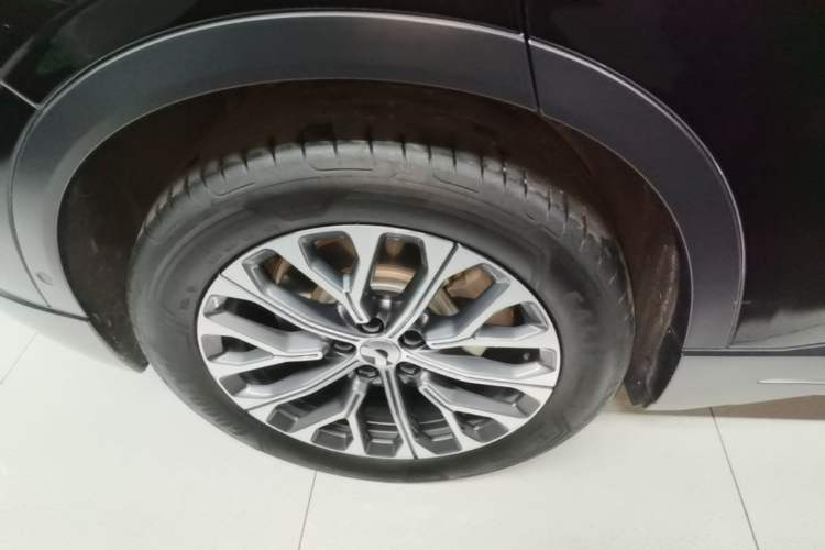 Used Nio EC6 2024 75 kWh Right Rear Wheel Hub