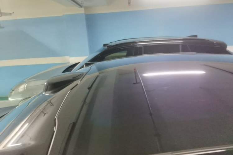Used Nio EC6 2024 75 kWh Roof
