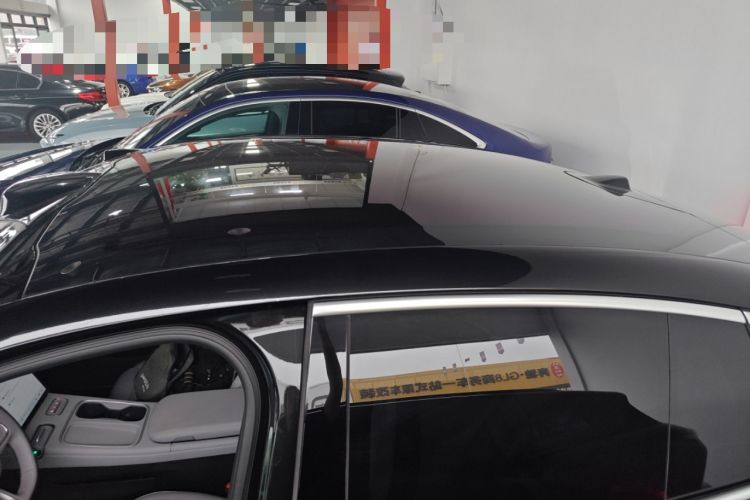 Used Nio EC6 2024 75 kWh Roof