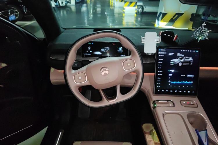 Used Nio EC6 2024 75 kWh Steering Wheel