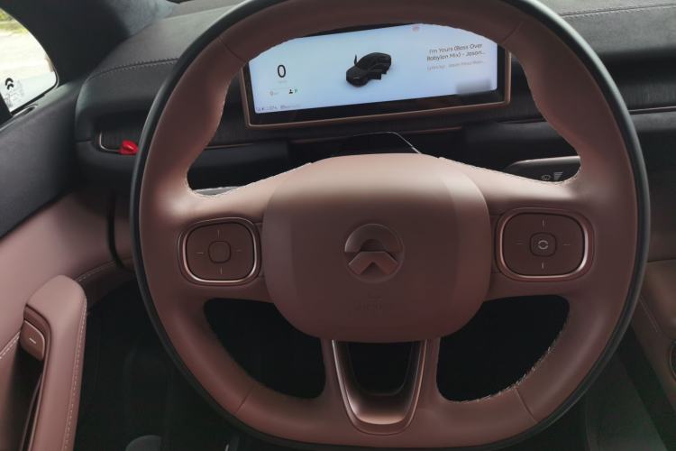 Used Nio EC6 2024 75 kWh Steering Wheel