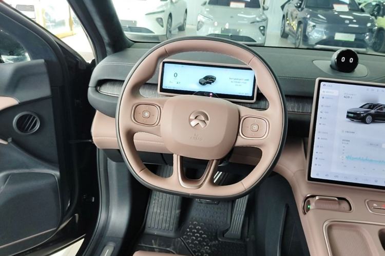 Used Nio EC6 2024 75 kWh Steering Wheel