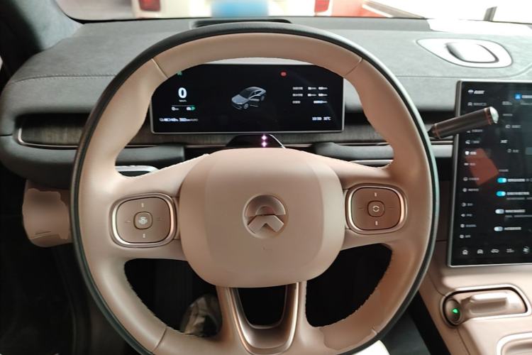 Used Nio EC6 2024 75 kWh Steering Wheel
