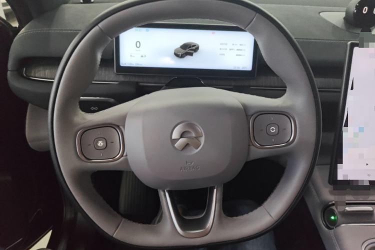 Used Nio EC6 2024 75 kWh Steering Wheel