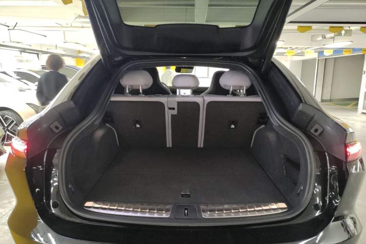 Used Nio EC6 2024 75 kWh Trunk