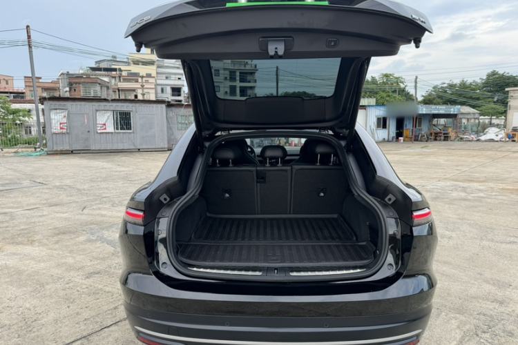 Used Nio EC6 2024 75 kWh Trunk