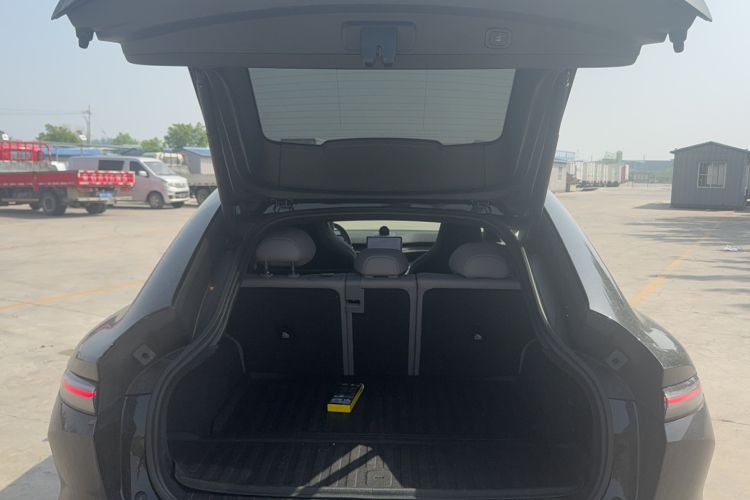Used Nio EC6 2024 75 kWh Trunk