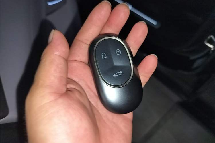 Used Nio EC6 2024 75 kWh Vehicle Key
