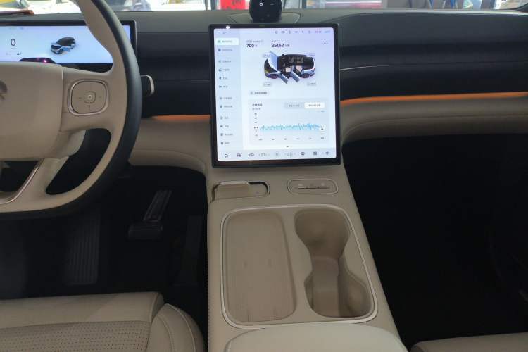 Used Nio EC6 2024 75 kWh Audio And AC Panel