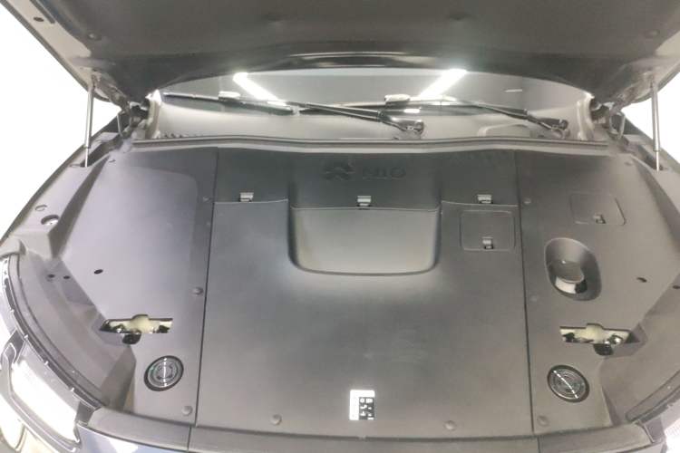 Used Nio EC6 2024 75 kWh Engine Bay