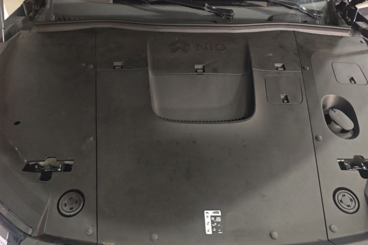 Used Nio EC6 2024 75 kWh Engine Bay