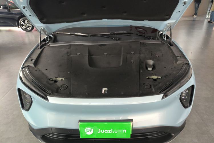 Used Nio EC6 2024 75 kWh Engine Bay