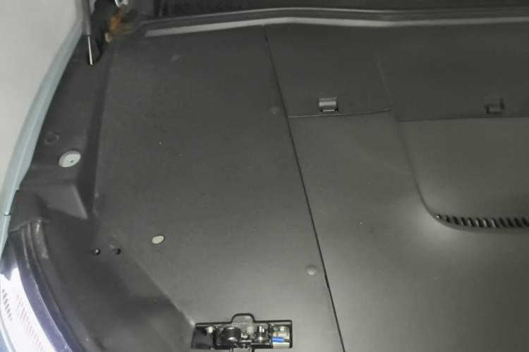 Used Nio EC6 2024 75 kWh Engine Bay Right