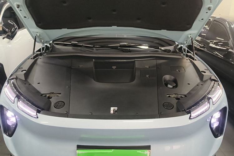Used Nio EC6 2024 75 kWh Engine Bay