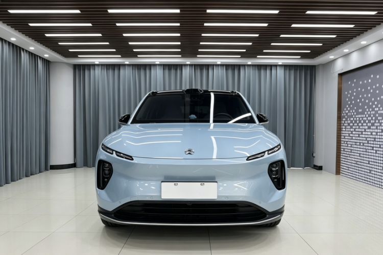 Used Nio EC6 2024 75 kWh Exterior 10