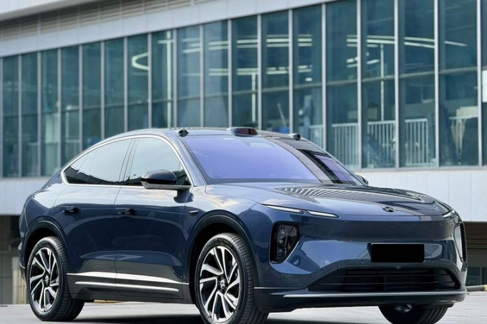 Used Nio EC6 2024 75 kWh Exterior 2