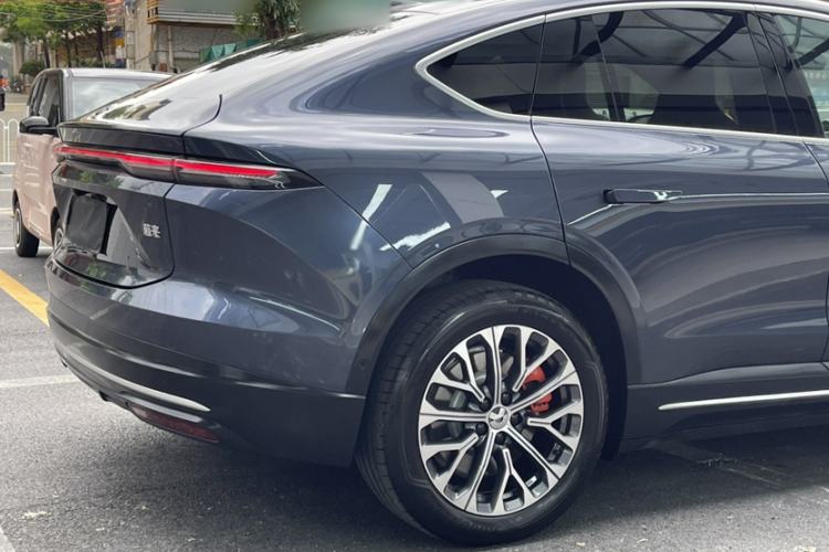Used Nio EC6 2024 75 kWh Exterior 2