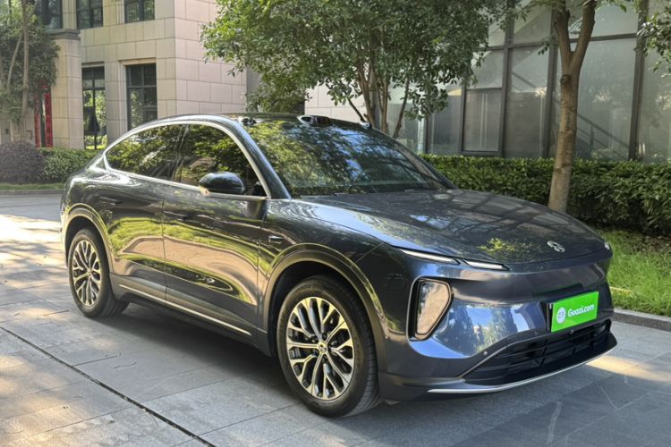 Used Nio EC6 2024 75 kWh Exterior 4