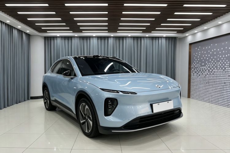 Used Nio EC6 2024 75 kWh Exterior 8