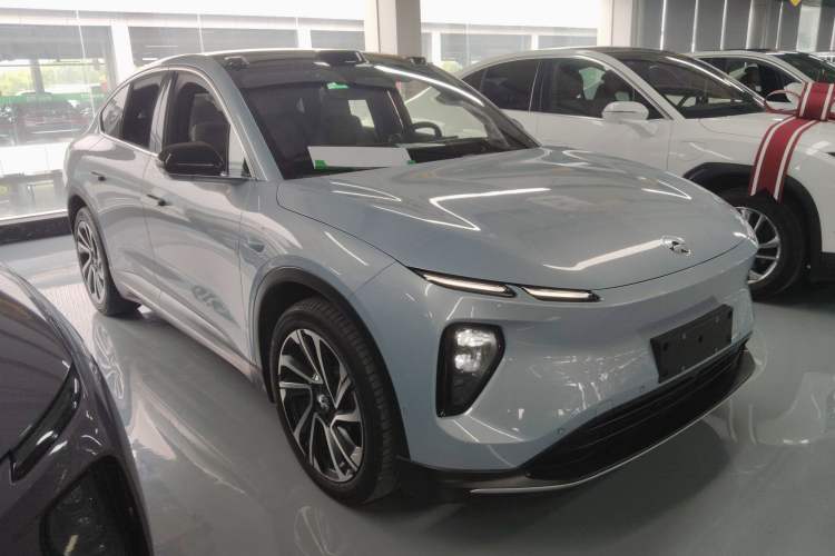Used Nio EC6 2024 75 kWh Front Right 45 Deg