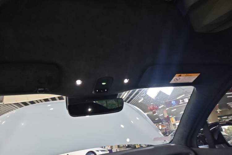 Used Nio EC6 2024 75 kWh Headliner