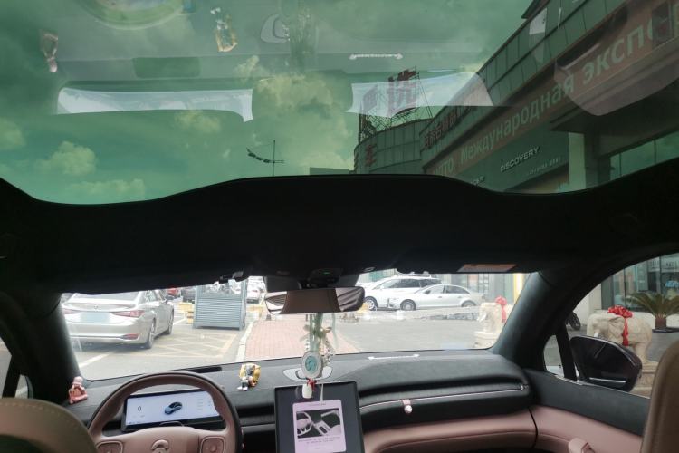 Used Nio EC6 2024 75 kWh Headliner