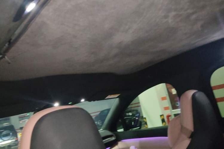 Used Nio EC6 2024 75 kWh Headliner