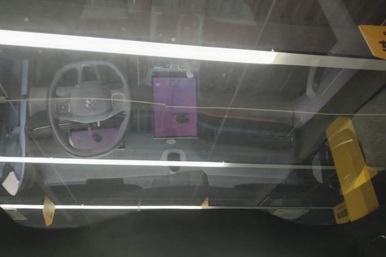 Used Nio EC6 2024 75 kWh Headliner