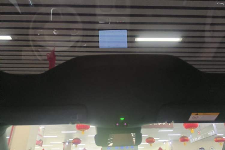 Used Nio EC6 2024 75 kWh Headliner