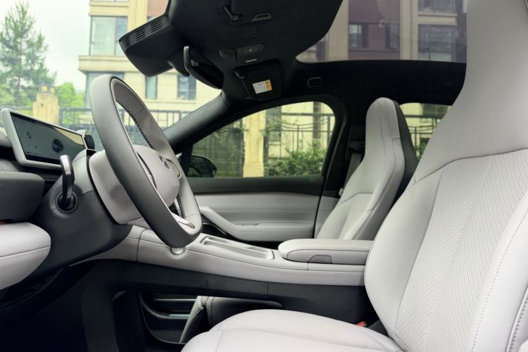 Used Nio EC6 2024 75 kWh Interior 3