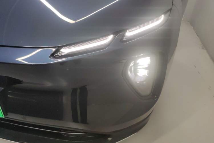 Used Nio EC6 2024 75 kWh Left Front Headlight