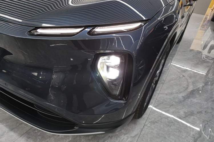 Used Nio EC6 2024 75 kWh Left Front Headlight