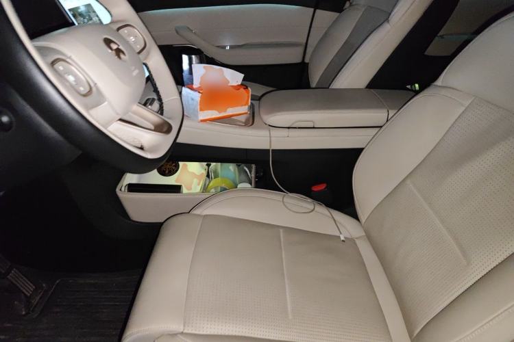 Used Nio EC6 2024 75 kWh Left Front Seat