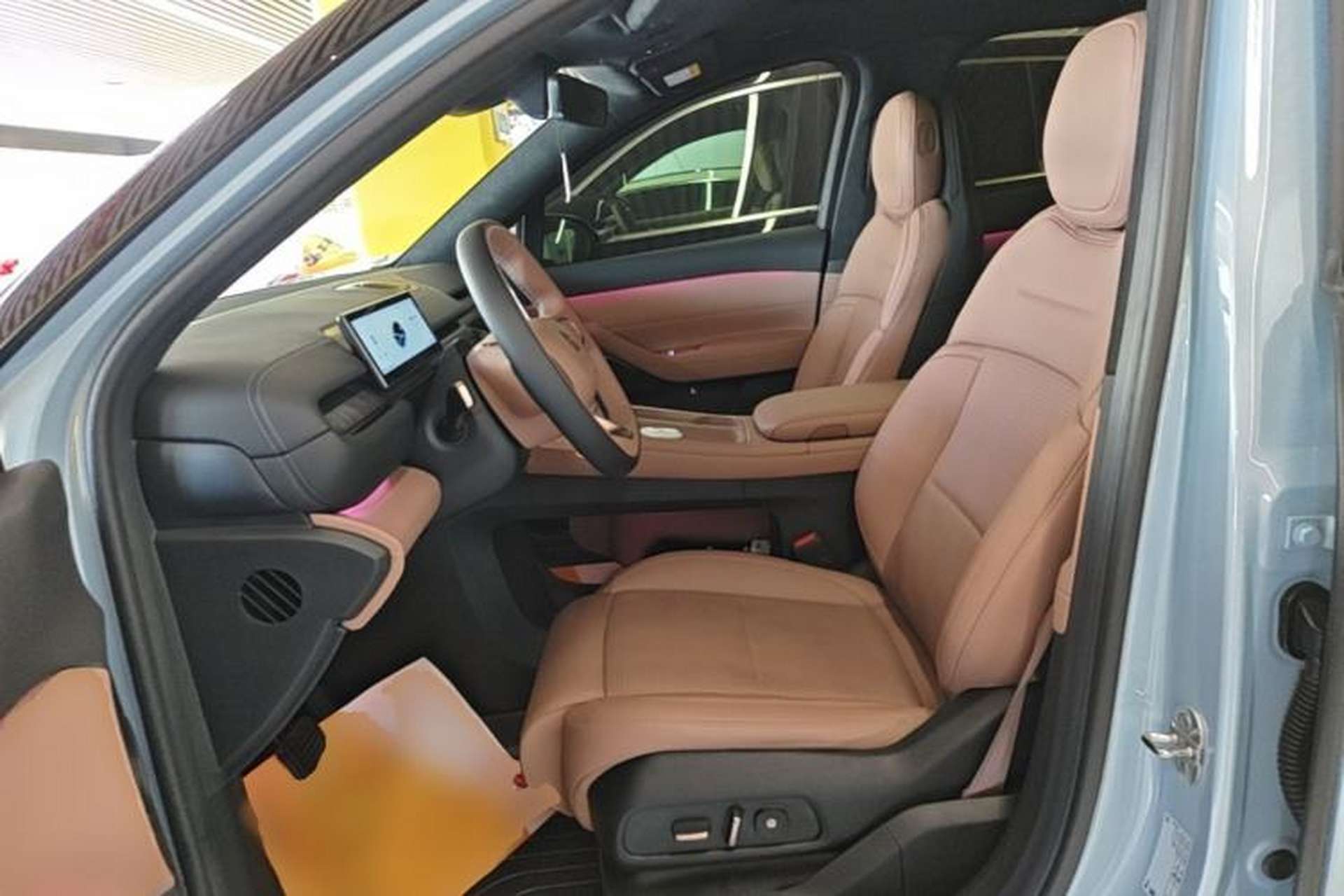 Used Nio EC6 2024 75 kWh Left Front Seat