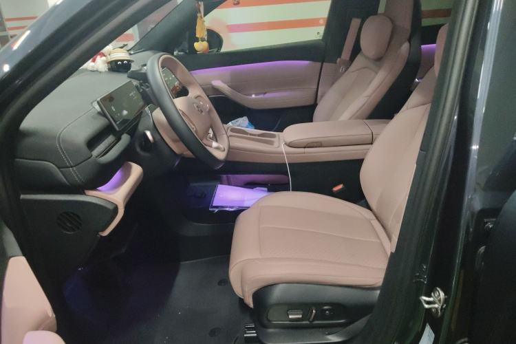 Used Nio EC6 2024 75 kWh Left Front Seat