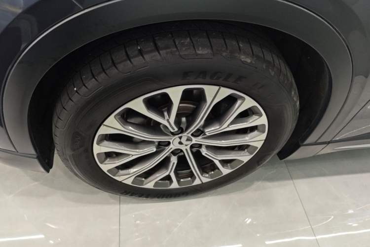 Used Nio EC6 2024 75 kWh Left Front Wheel Hub