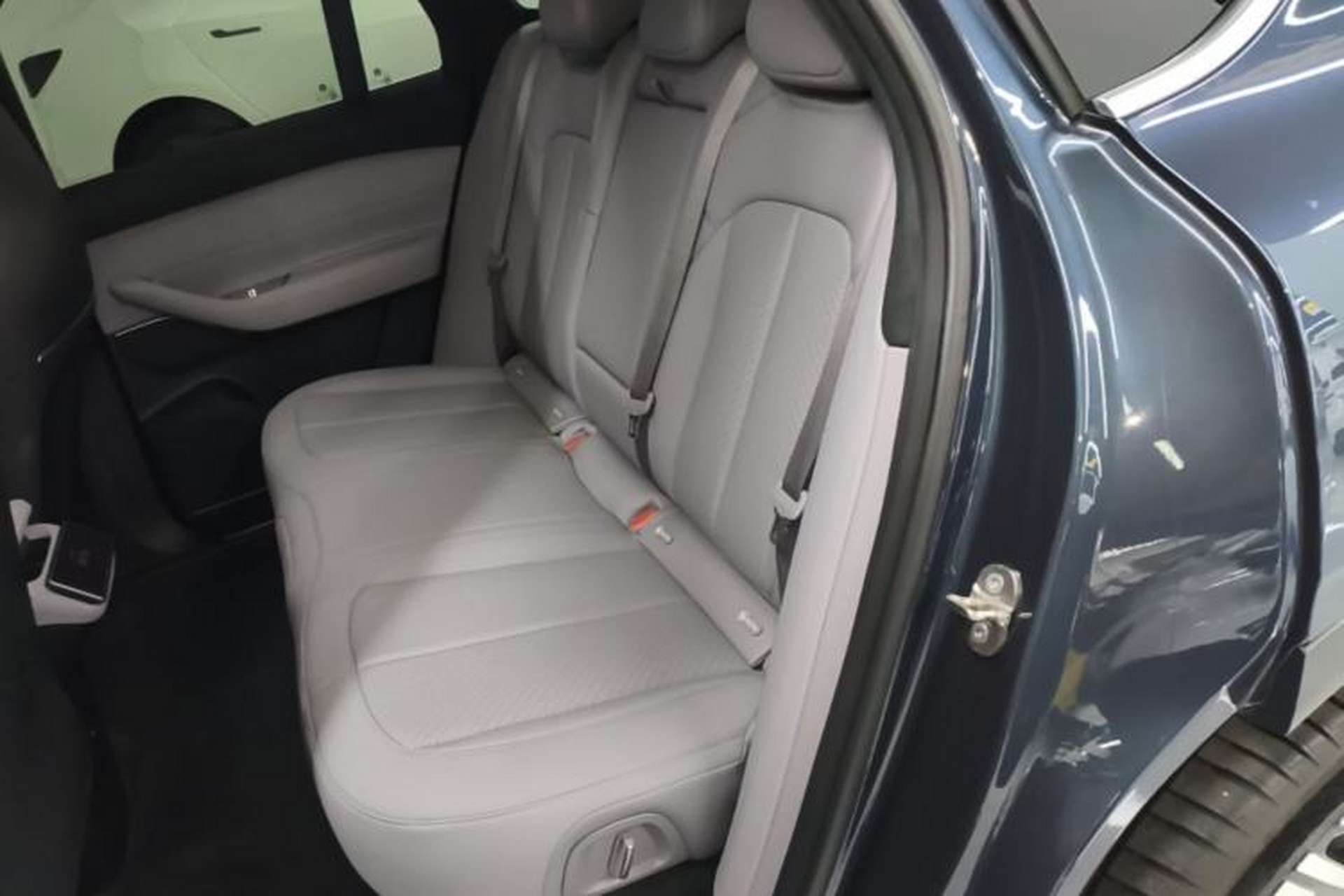 Used Nio EC6 2024 75 kWh Left Rear Seat