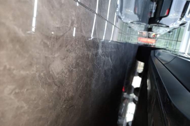 Used Nio EC6 2024 75 kWh Left Side Sill