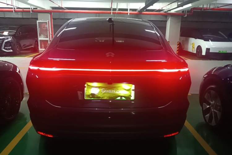 Used Nio EC6 2024 75 kWh Rear