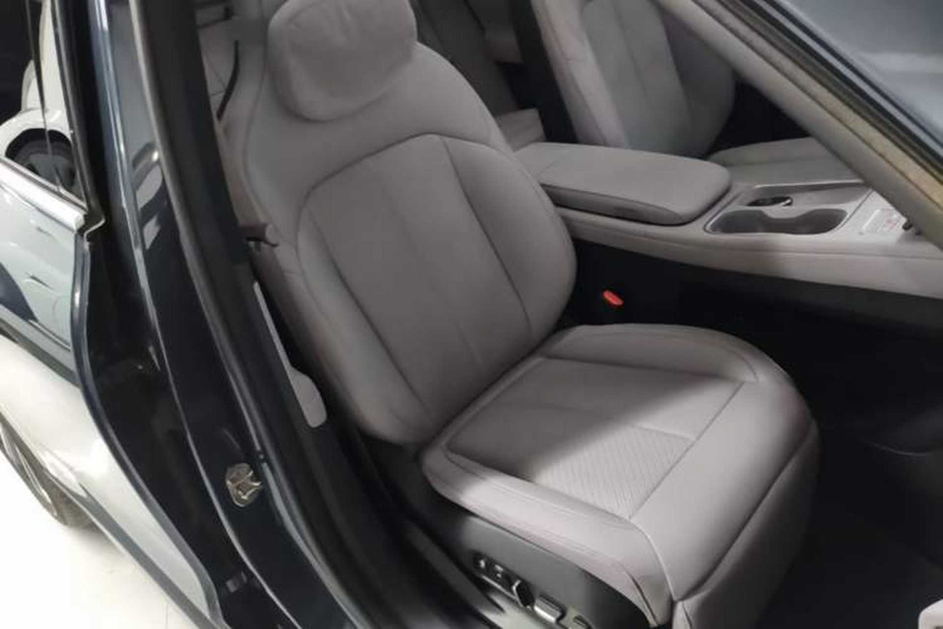 Used Nio EC6 2024 75 kWh Right Front Seat