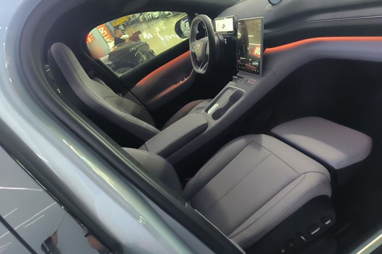 Used Nio EC6 2024 75 kWh Right Front Seat