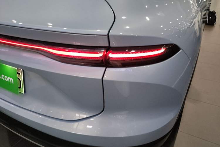Used Nio EC6 2024 75 kWh Right Rear Taillight
