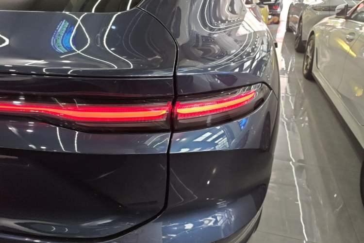 Used Nio EC6 2024 75 kWh Right Rear Taillight