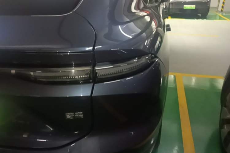 Used Nio EC6 2024 75 kWh Right Rear Taillight